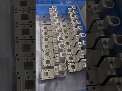 أجزاء من الفولاذ المقاوم للصدأ من الألومنيوم