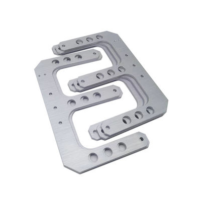 سعر جيد قطع معدنية مخصصة عالية الدقة لمعالجة CNC الانترنت