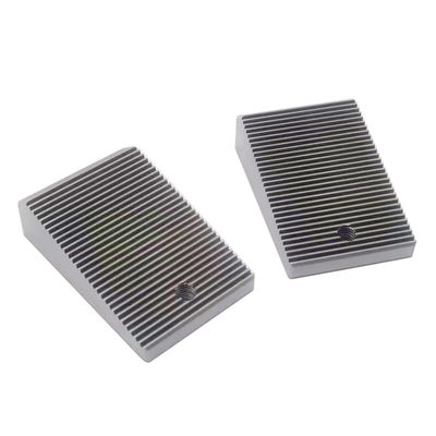 سعر جيد حصص تصنيع CNC مخصصة الدقة لمعدات الدراجات النارية الانترنت