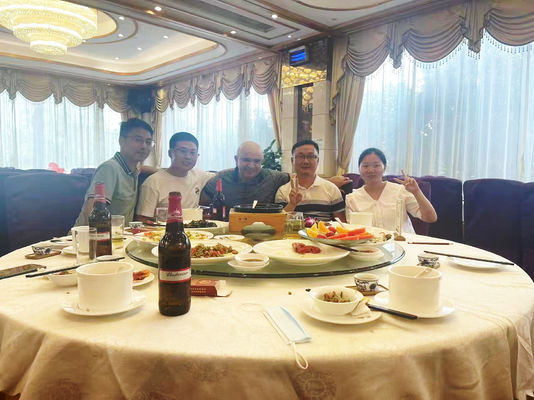 سعر جيد رسوم العينة المطلوبة معالجة CNC لأجزاء الألومنيوم 6061-T6 مع تسامح ± 0.01 ± 0.005mm الانترنت