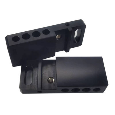 سعر جيد صناعة المواد البلاستيكية ذات الألوان المخصصة في مركزنا للإنتاج الانترنت